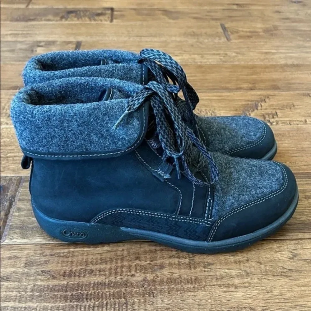 Chaco Barbary Winter Boots Wool Leather Fleece Black Gray Womens Size 7.5